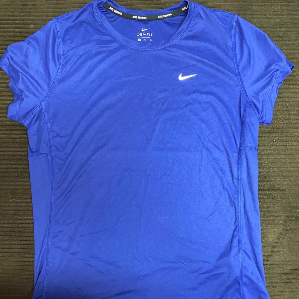 Nike running tee
